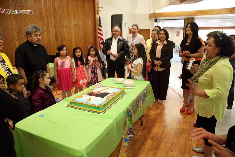 OLG_FrVince_SecondBirthdayParty_28Apr2013_0072 [800x533].JPG