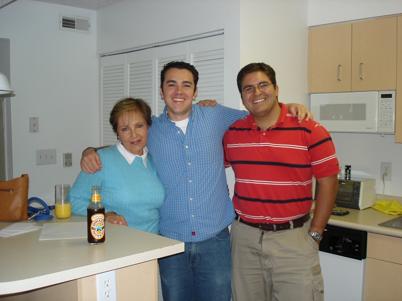 All visitamos al primo Camilo que est estudiando en UIUC (University of Illinois at Urbana-Champaign)
