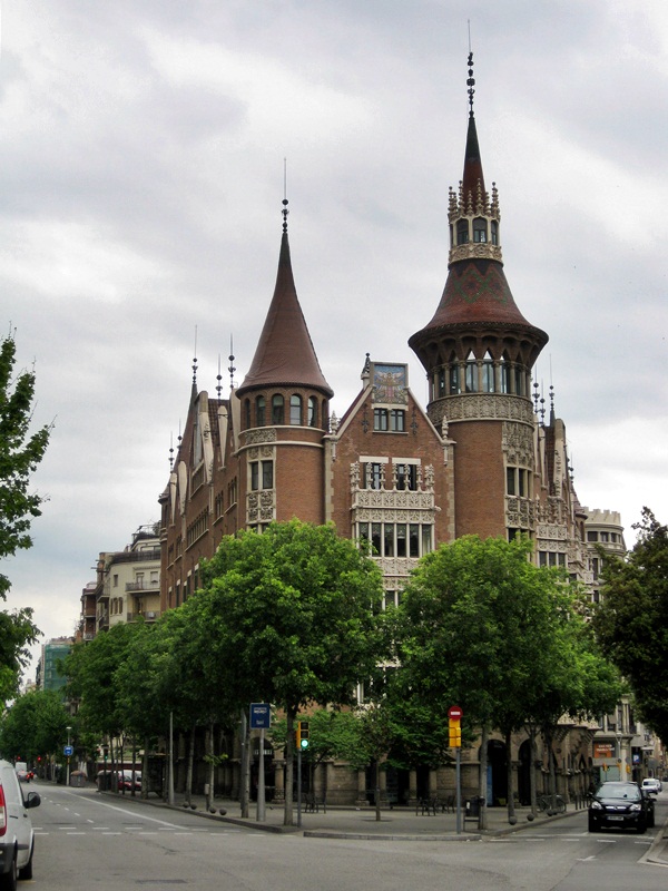 Casa Terrades (Casa de les Punxes)