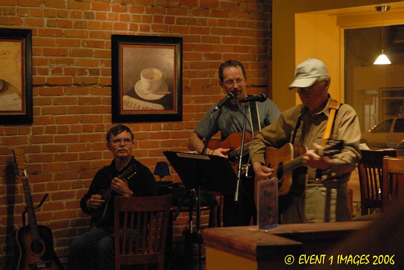 Brian , Chris , Ken Open Mic Jan. 2006
