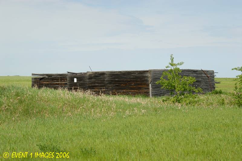 Remains of the Ardath SK Elevator May 2006
