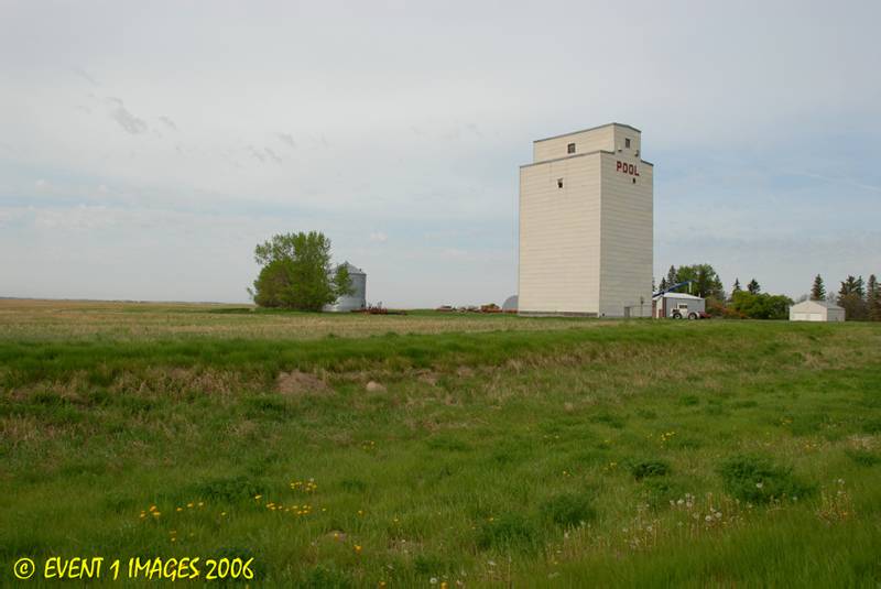 Old Pool Annex From Girvin SK On A Privite Farm East May 2006