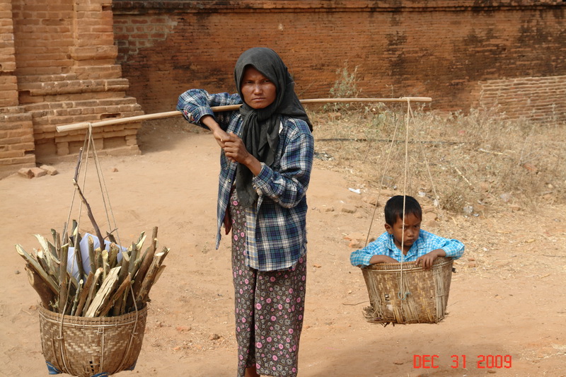 bagan52 market.JPG