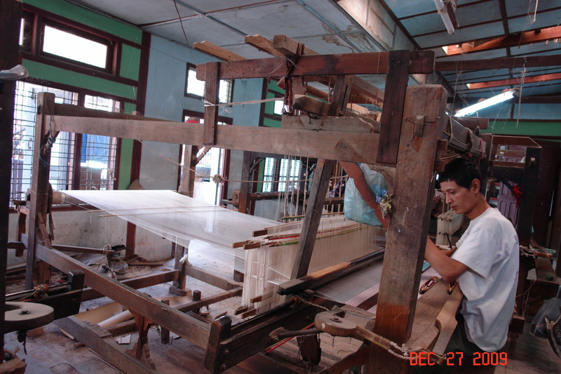 mandalay36 weaving.JPG