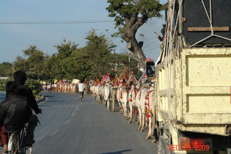 mandalay54 initiation ceremony.JPG