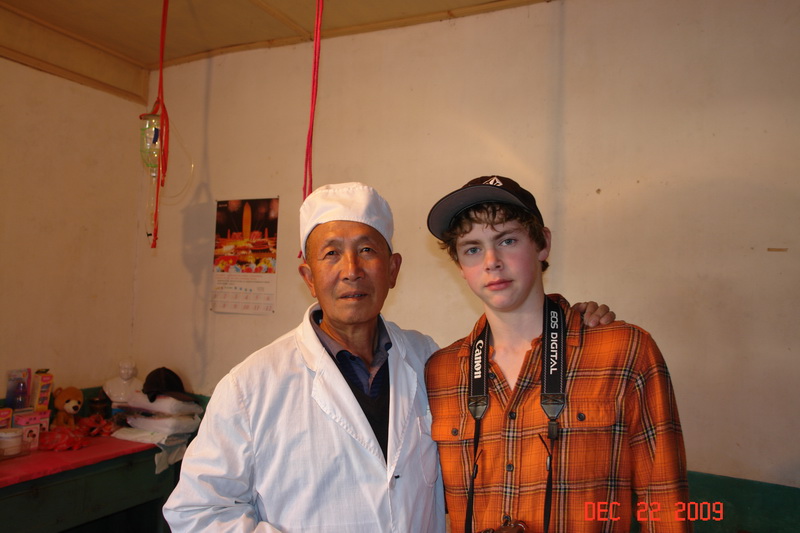 dali and minority people9.JPG