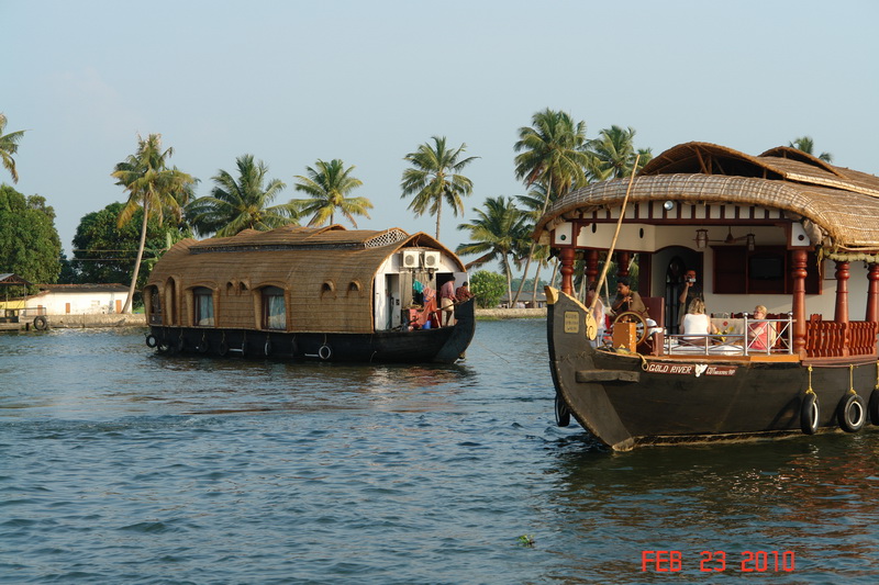 backwaters of kerala31.JPG