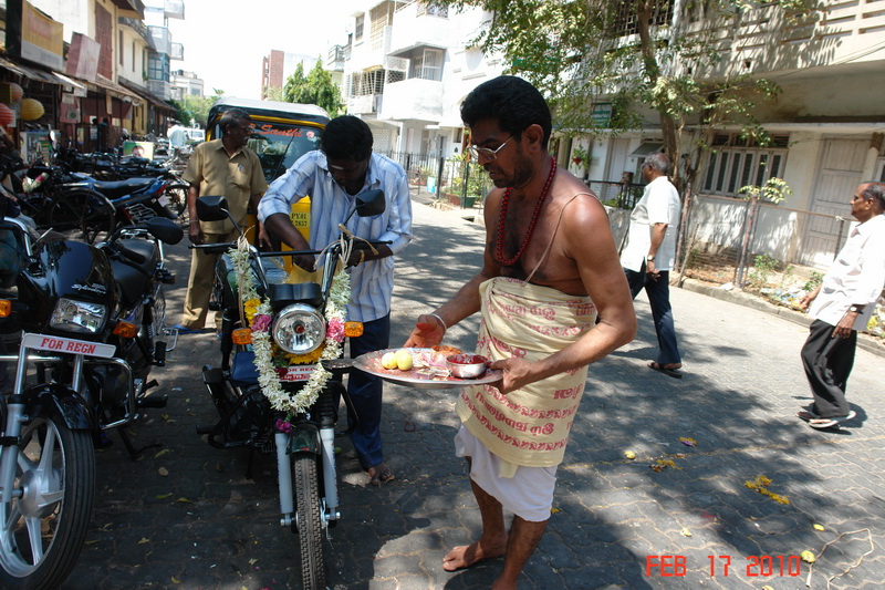 pondicherry91 blessing motorcycle.JPG