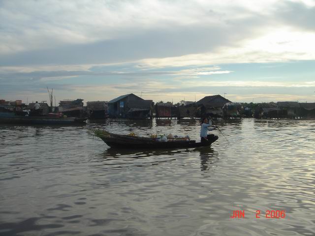 cambodia river people022.JPG