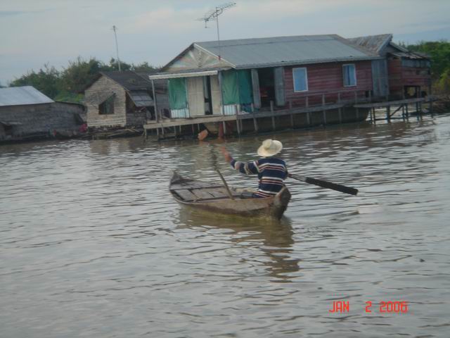cambodia river people027.JPG