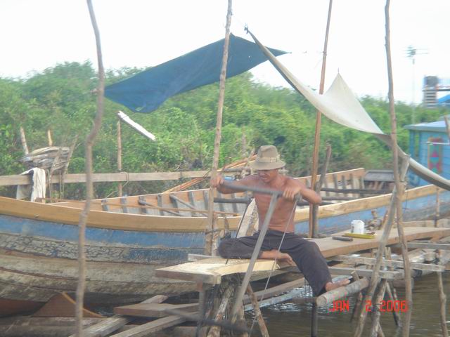 cambodia river people042.JPG
