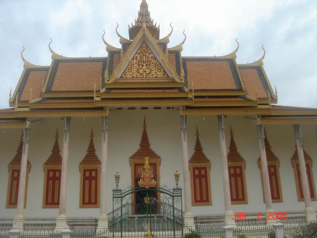 cambodia phnom penh royal palace