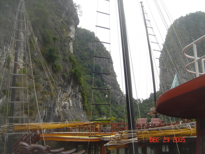 vietnam hailong bay027.JPG