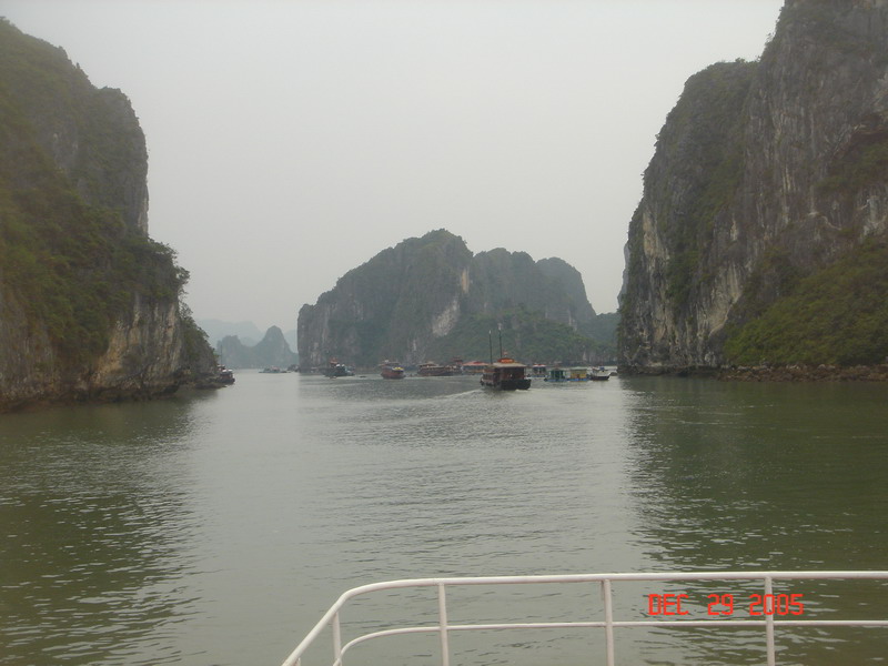 vietnam hailong bay030.JPG