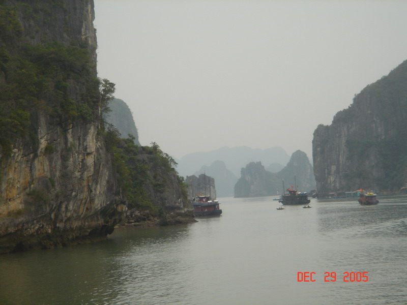vietnam hailong bay032.JPG