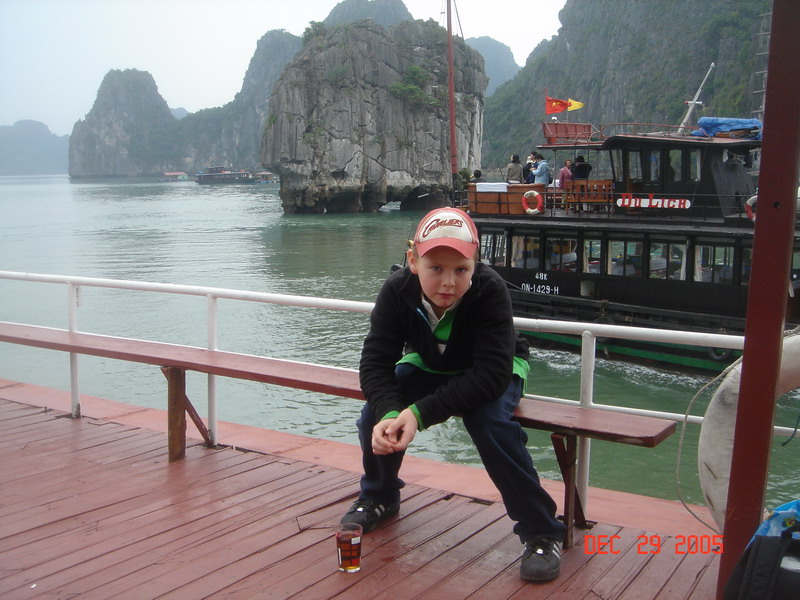 vietnam hailong bay041.JPG
