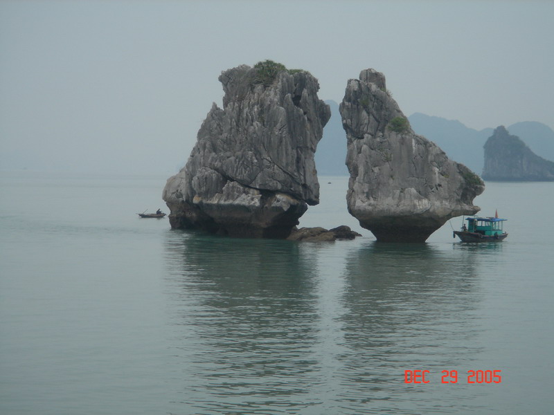 vietnam hailong bay050.JPG