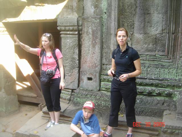 cambodia angkor temples015.JPG