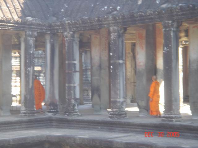 cambodia angkor temples052.JPG