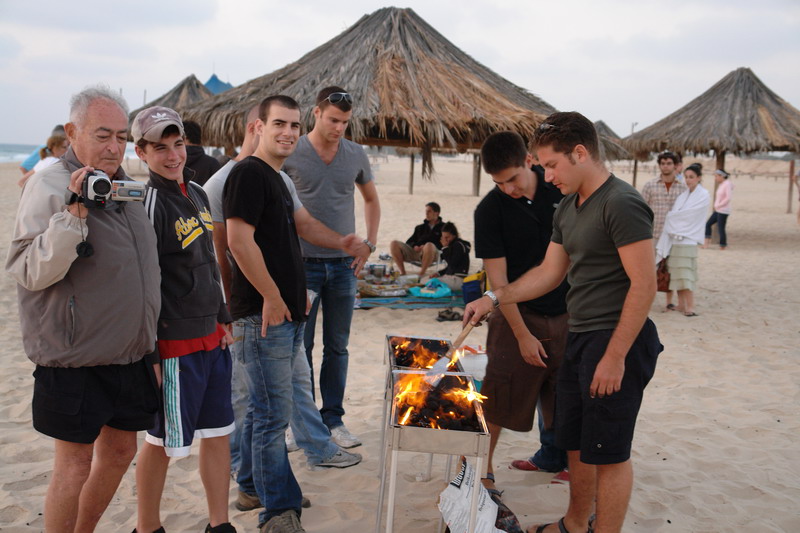 nitzanim beach