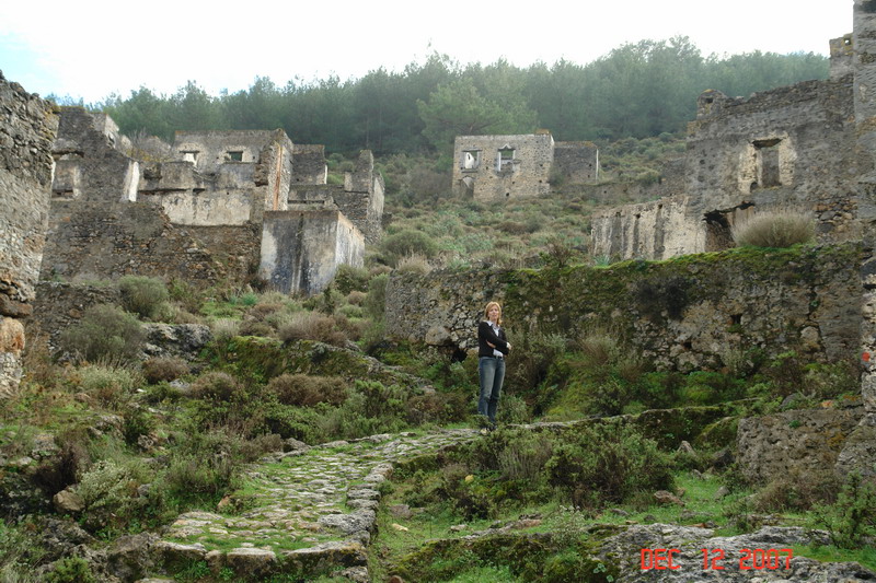 abandoned greek village_07.JPG