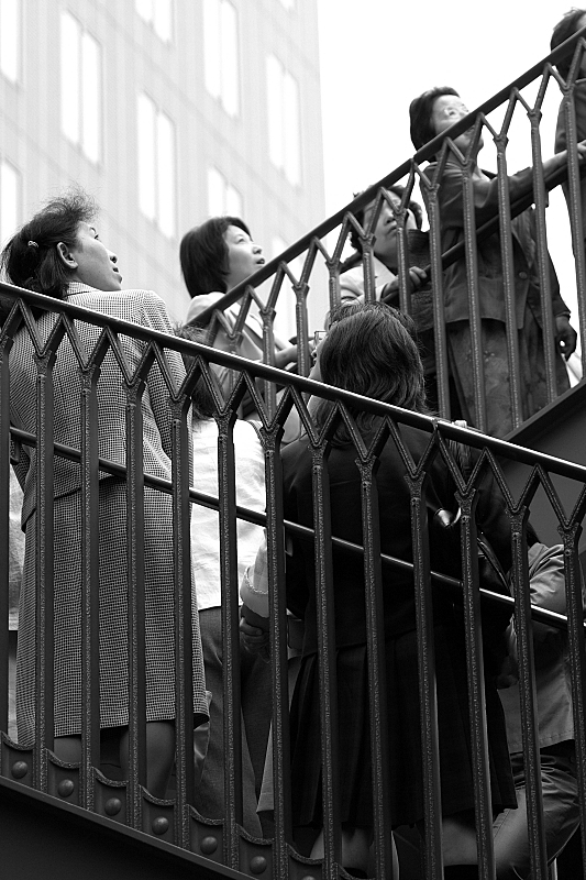 54_stairs_waiting.jpg