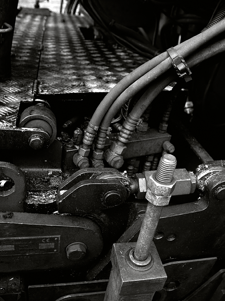 July  8 2006:  <br> Pipes and Stuff