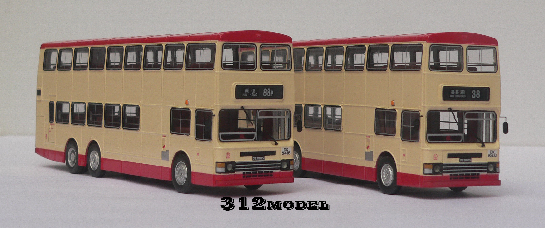 Dennis Dragon 12m(3 doors)-0313.JPG