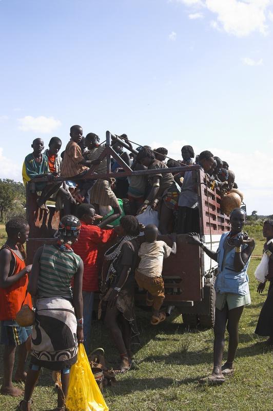 Key Afer market, hamer bena tribes