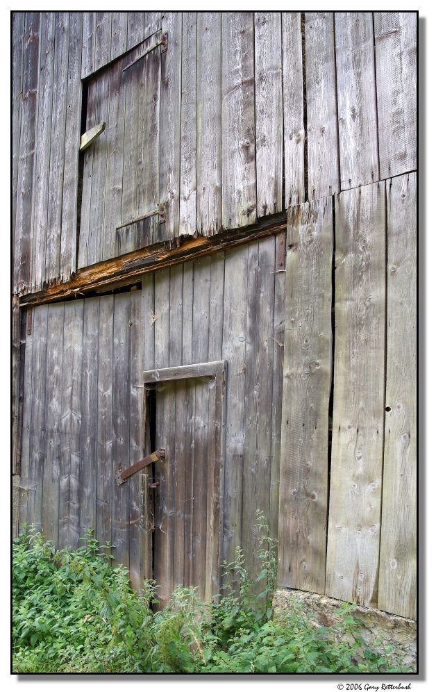 barn-0100-2sm.jpg