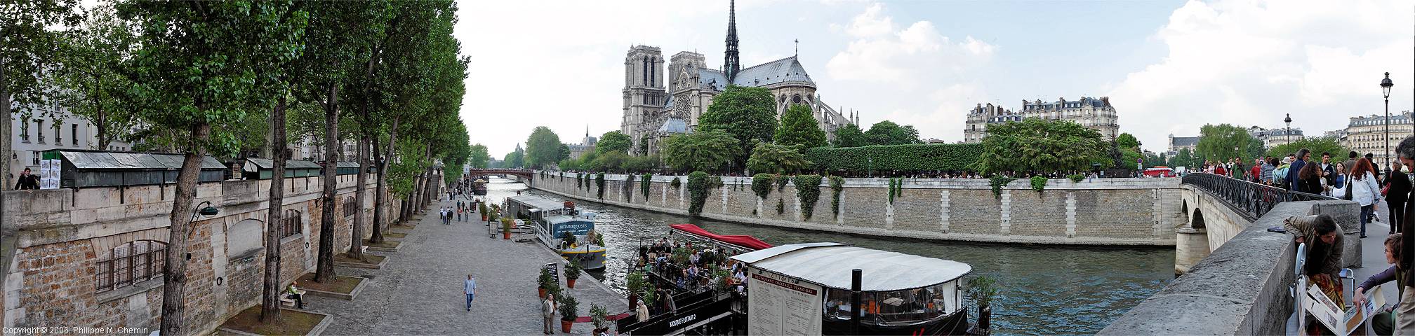 Paris - Notre-Dame depuis le Pont de lArchevêché