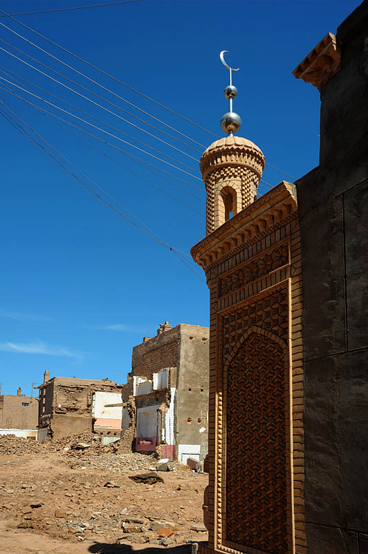 d7011 025.jpg