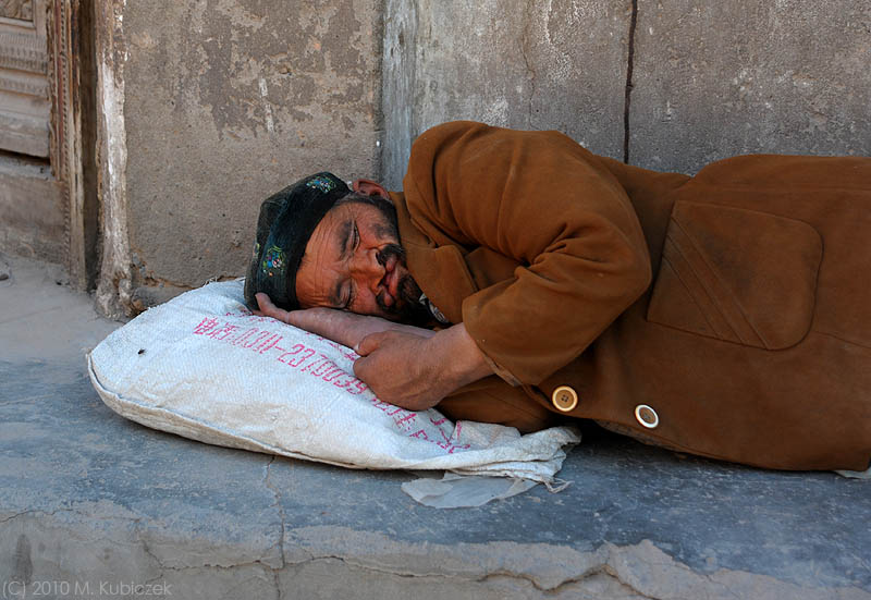 d7011 040.jpg