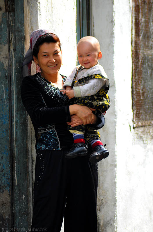 d7010 100.jpg