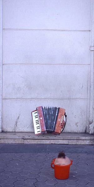 Bucket-Squeeze-Box.jpg