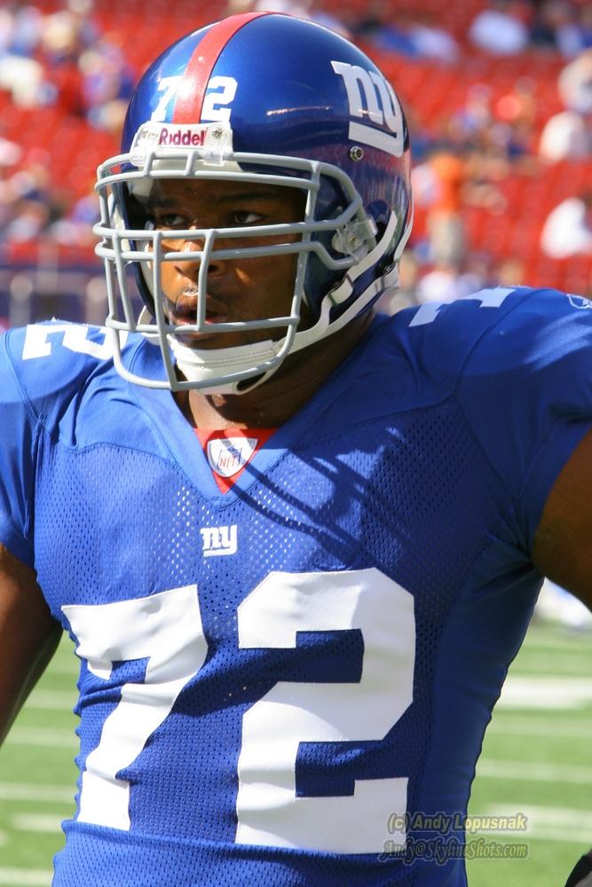 New York Giants DE Osi Umenyiora