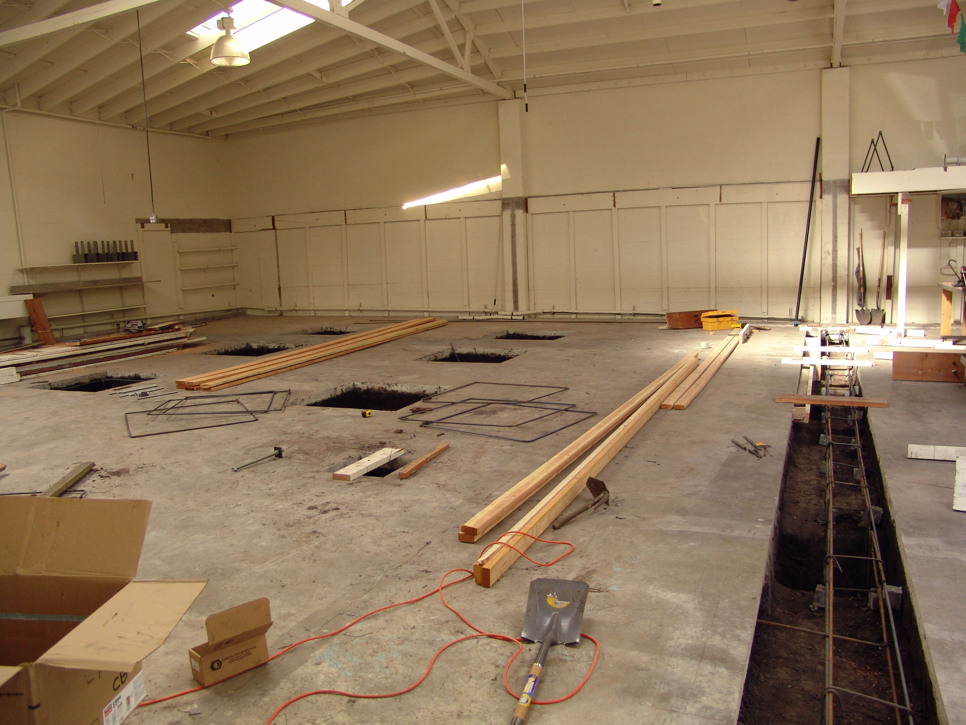 08.Making Rebar Cages.JPG