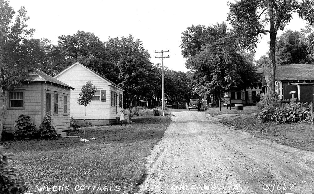 Weeds Cottages 1937