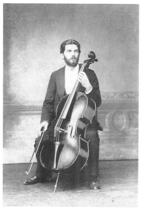  Hendrik (Henri) Bosmans with cello