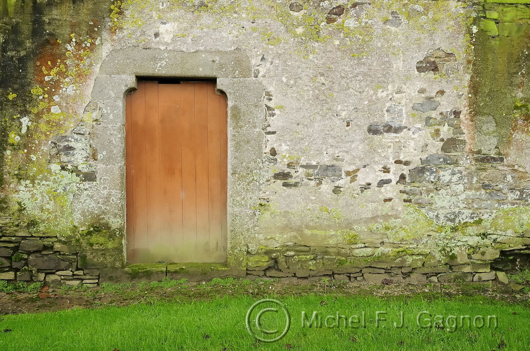Porte Rouge - Red Door