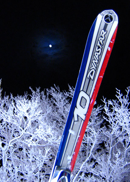 Frosty moon *