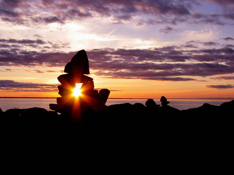 inukshuk *