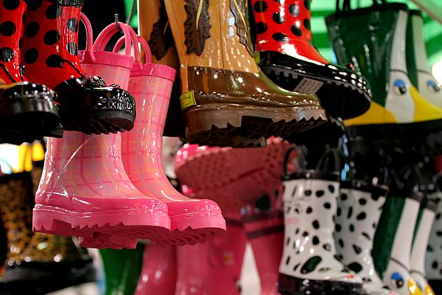 Flying Boots*