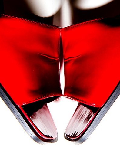 <b>5th </b><br> Gossip<br> by Cat