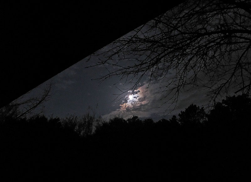 Christmas Eve  Moonset