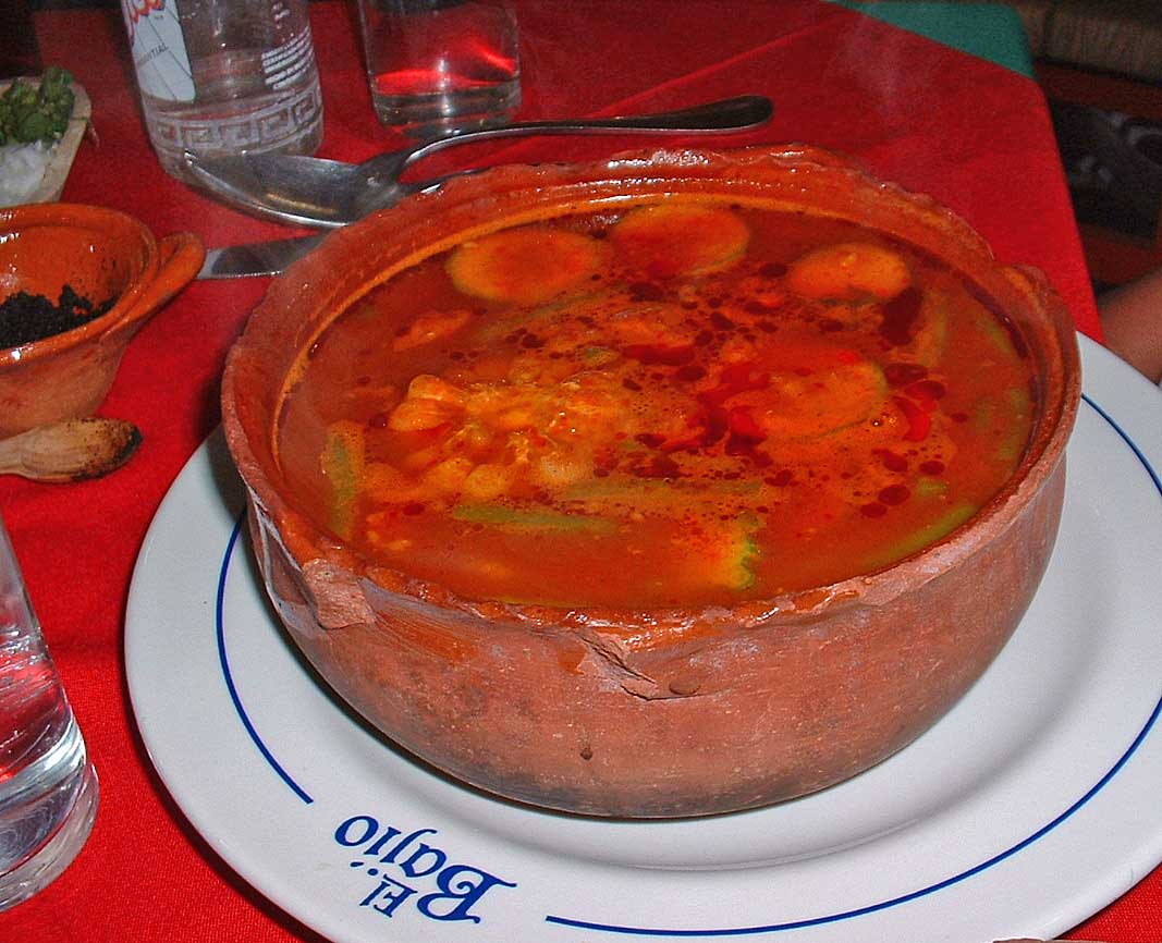 El Bajos Mole de Olla