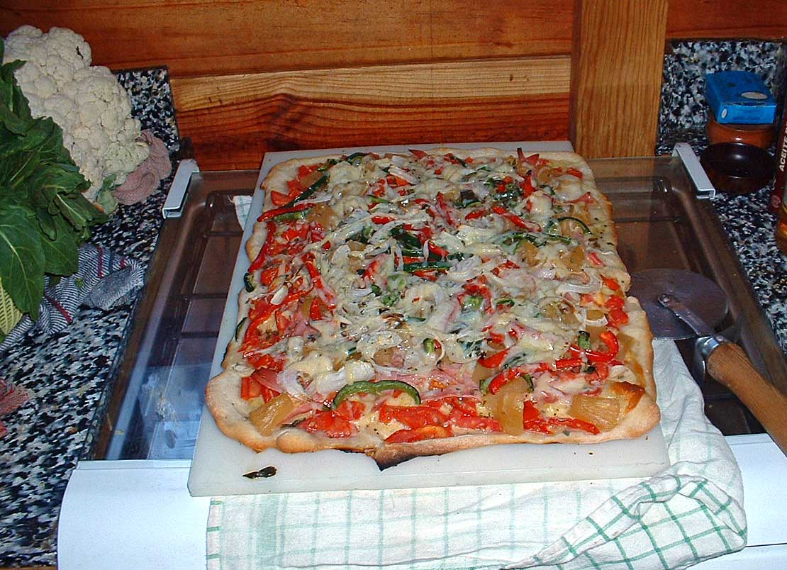 Pizza Hawaiana Cocida