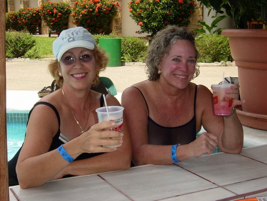 Amapola hotel PD Pool3.JPG