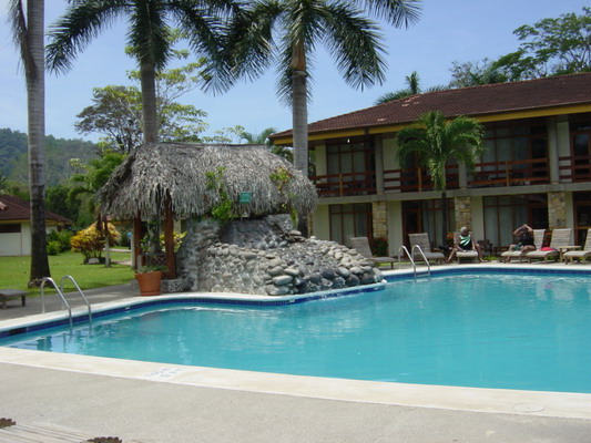 Amapola hotel pool.JPG