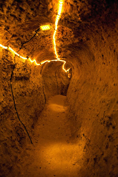 Niasar Cave
